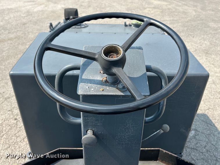 image for item EK4989 1993 Ingersoll Rand  DD-24 double drum vibratory roller