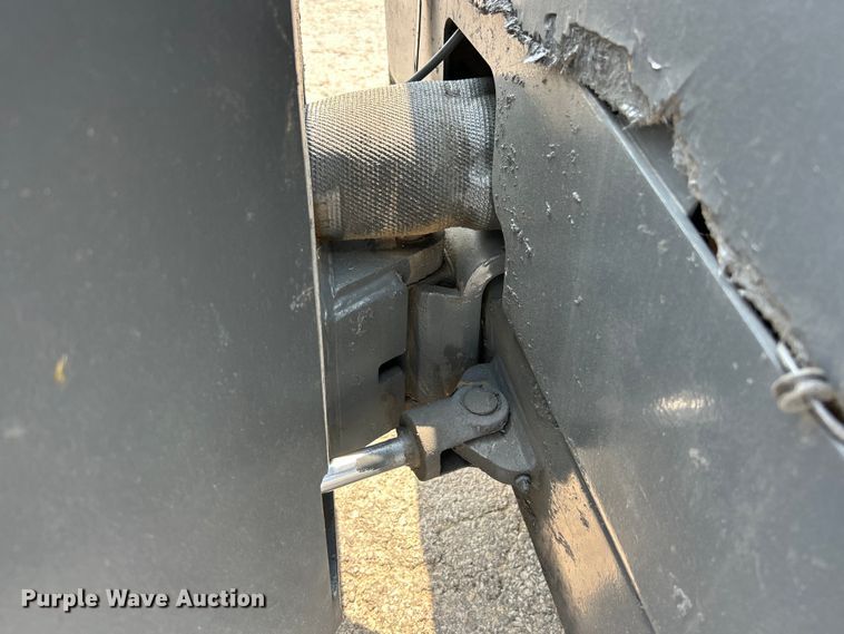 image for item EK4989 1993 Ingersoll Rand  DD-24 double drum vibratory roller