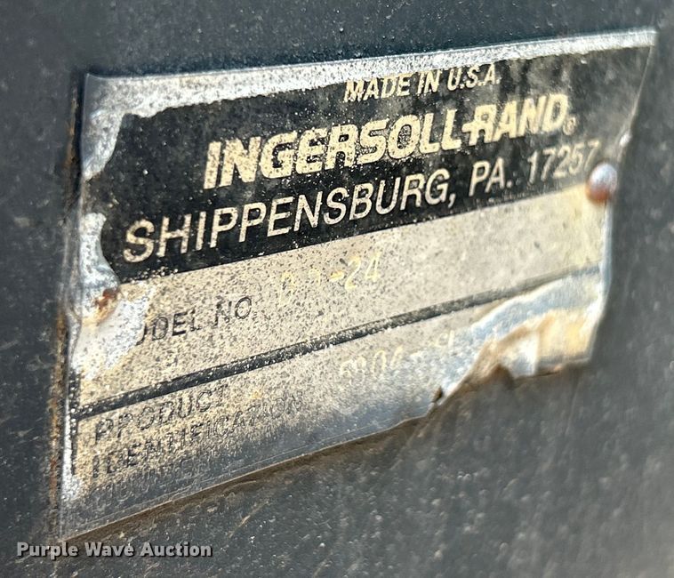 image for item EK4989 1993 Ingersoll Rand  DD-24 double drum vibratory roller
