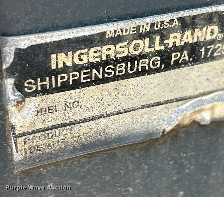 image for item EK4989 1993 Ingersoll Rand  DD-24 double drum vibratory roller