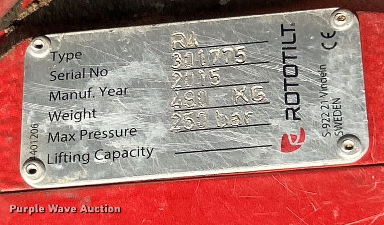 image for item EK4992 2015 Rototilt R4 quick coupler