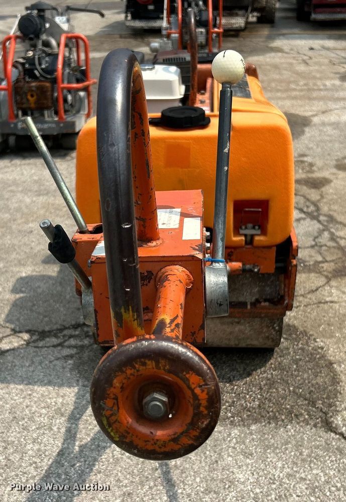 image for item EK4993 Mikasa Sangyo MRH-800GS double drum vibratory roller