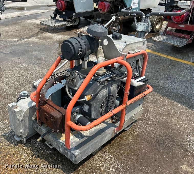 image for item EK4998 Husqvarna  Soff-Cutt 4000 concrete saw