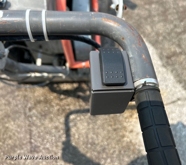 image for item EK4998 Husqvarna  Soff-Cutt 4000 concrete saw