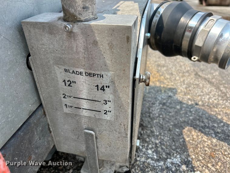 image for item EK4998 Husqvarna  Soff-Cutt 4000 concrete saw