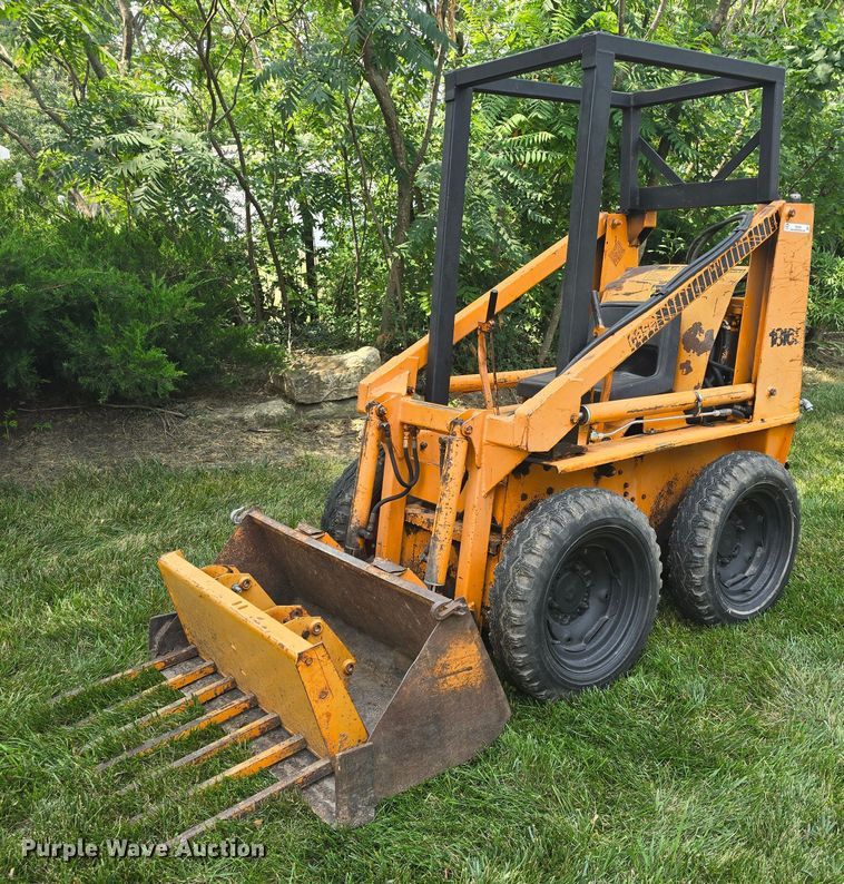 image for item EK6255 1977 Case 1816B skid steer loader