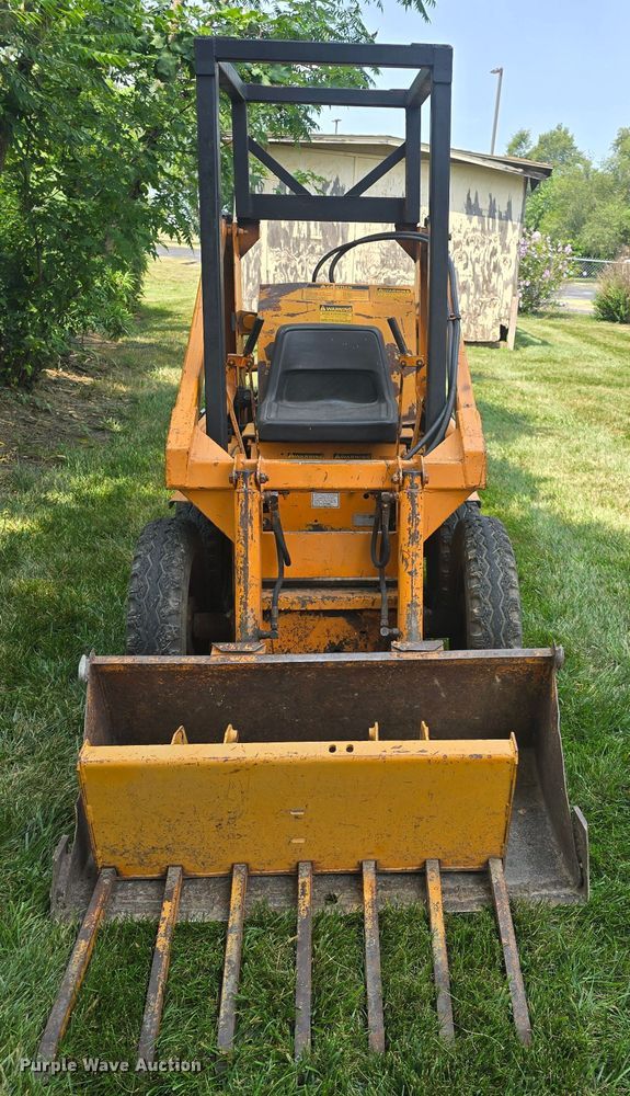 image for item EK6255 1977 Case 1816B skid steer loader