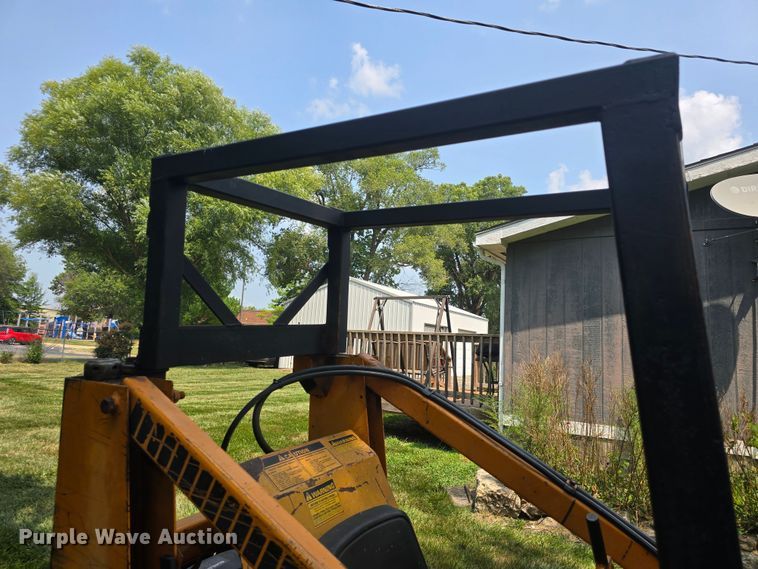 image for item EK6255 1977 Case 1816B skid steer loader