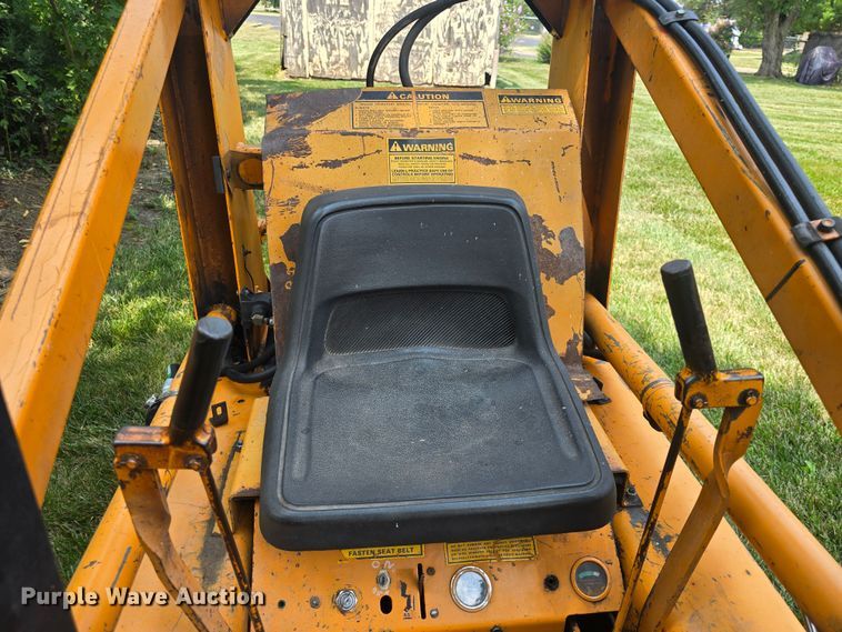 image for item EK6255 1977 Case 1816B skid steer loader