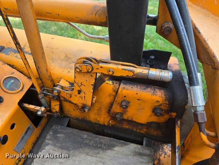 image for item EK6255 1977 Case 1816B skid steer loader