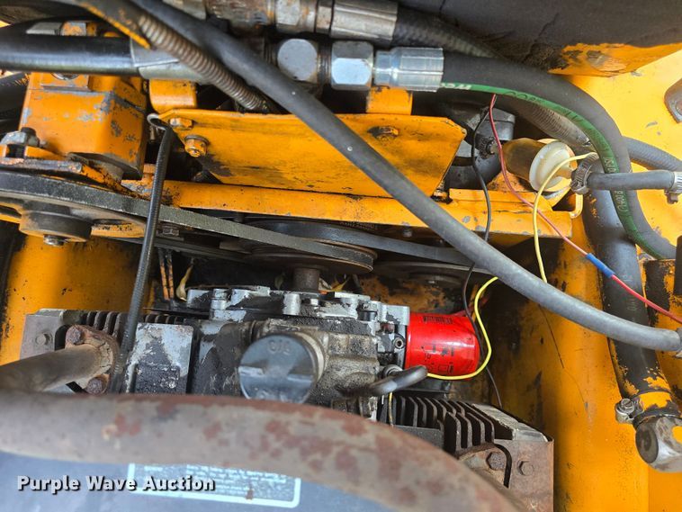 image for item EK6255 1977 Case 1816B skid steer loader