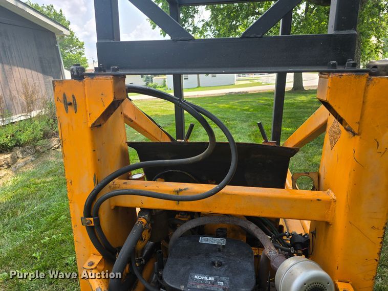 image for item EK6255 1977 Case 1816B skid steer loader
