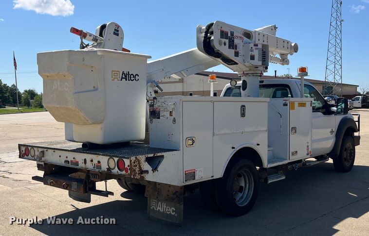 image for item EK8808 2016 Ford F550 Super Duty XL bucket truck