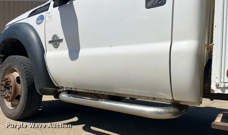 image for item EK8808 2016 Ford F550 Super Duty XL bucket truck