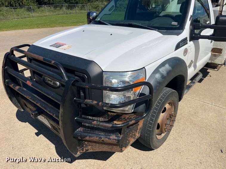 image for item EK8808 2016 Ford F550 Super Duty XL bucket truck