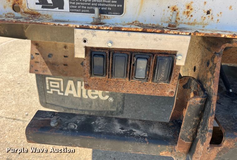 image for item EK8808 2016 Ford F550 Super Duty XL bucket truck