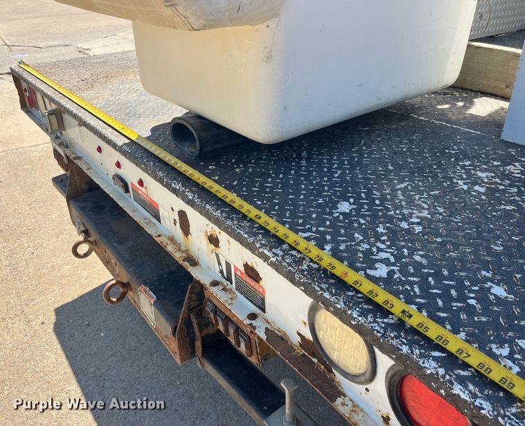 image for item EK8808 2016 Ford F550 Super Duty XL bucket truck