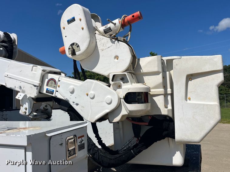 image for item EK8808 2016 Ford F550 Super Duty XL bucket truck