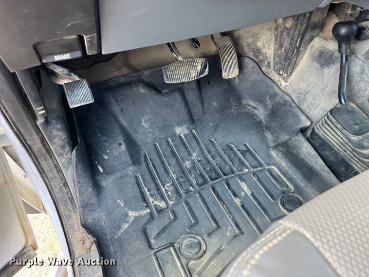 image for item EK8808 2016 Ford F550 Super Duty XL bucket truck