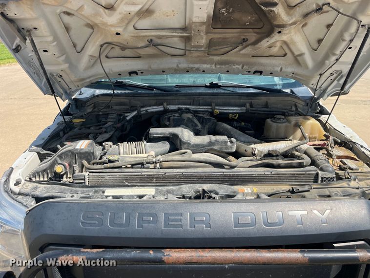 image for item EK8808 2016 Ford F550 Super Duty XL bucket truck