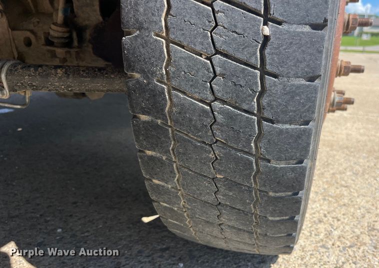 image for item EK8808 2016 Ford F550 Super Duty XL bucket truck