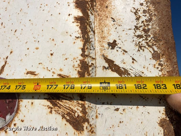 image for item EK8809 1992 Ford L8000 dump truck