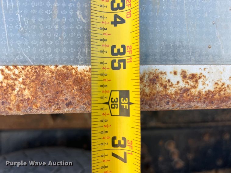 image for item EK8809 1992 Ford L8000 dump truck