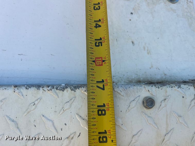 image for item EK8809 1992 Ford L8000 dump truck