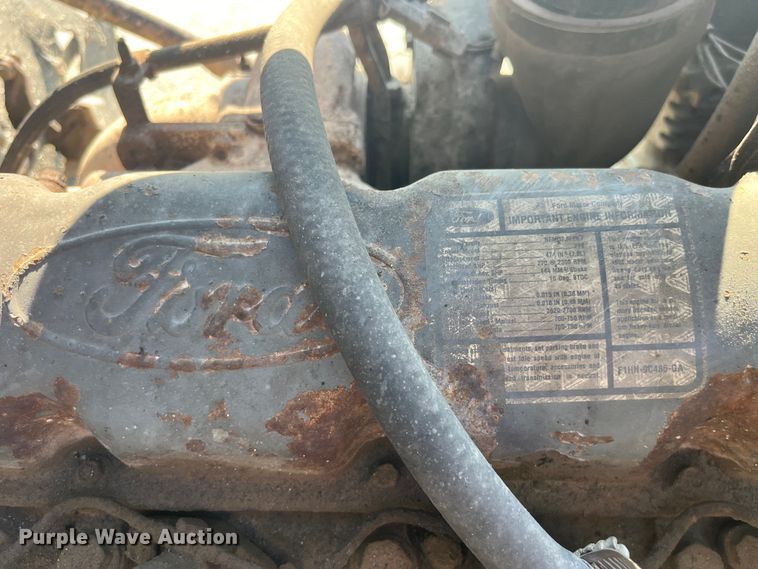 image for item EK8809 1992 Ford L8000 dump truck