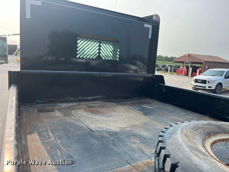 image for item EK8812 1992 International  4900 dump truck