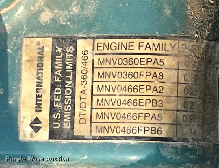 image for item EK8812 1992 International  4900 dump truck