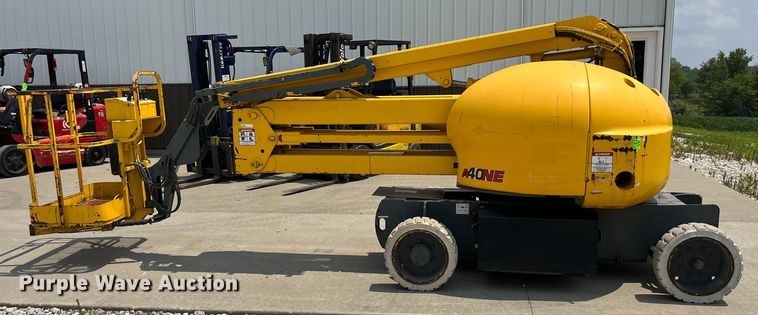 image for item EK8858 2000 Grove A40NE boom lift