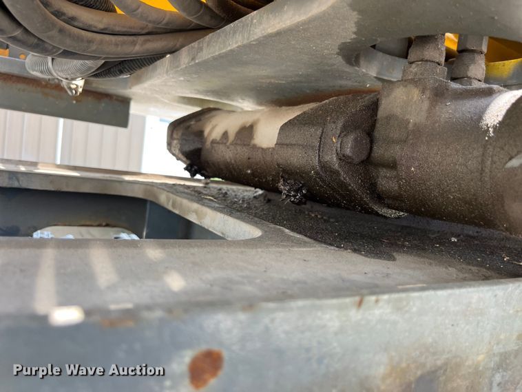 image for item EK8858 2000 Grove A40NE boom lift