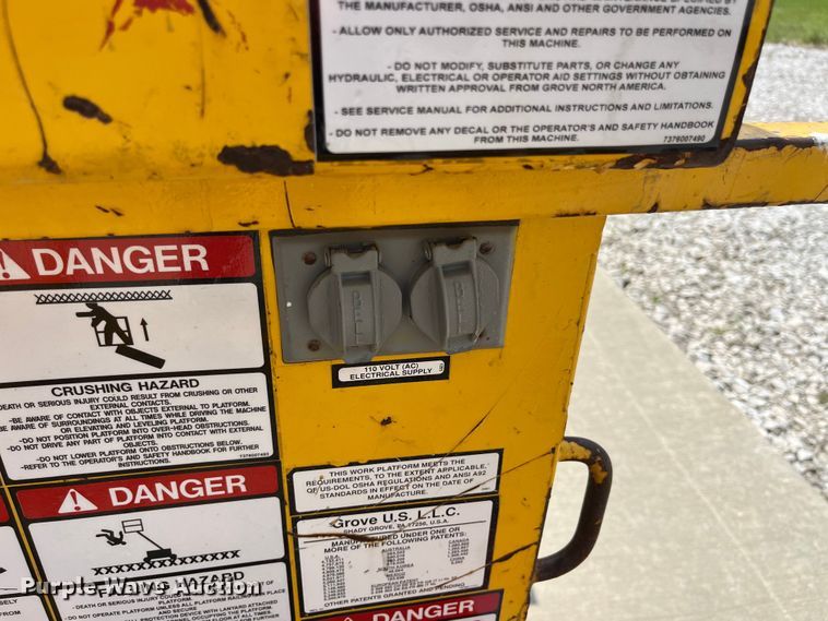 image for item EK8858 2000 Grove A40NE boom lift