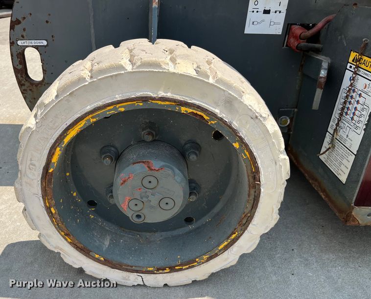 image for item EK8858 2000 Grove A40NE boom lift