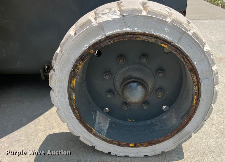 image for item EK8858 2000 Grove A40NE boom lift