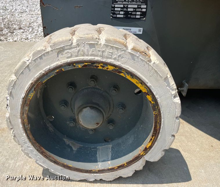 image for item EK8858 2000 Grove A40NE boom lift