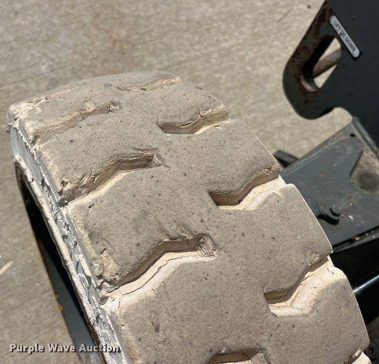 image for item EK8858 2000 Grove A40NE boom lift