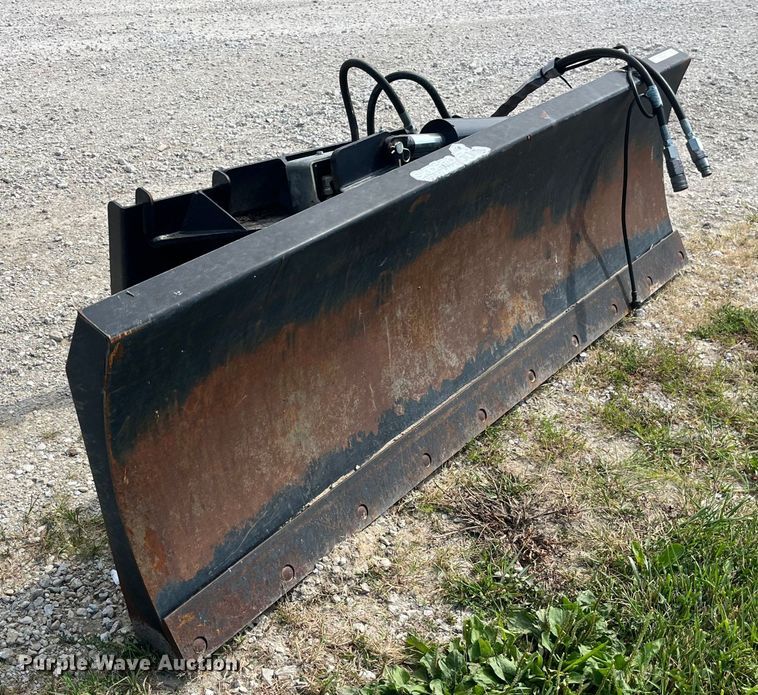 image for item EK8868 Skid steer dozer blade