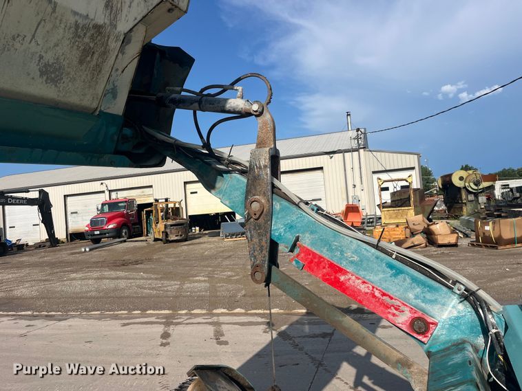 image for item EK8873 Tennant 800 sweeper