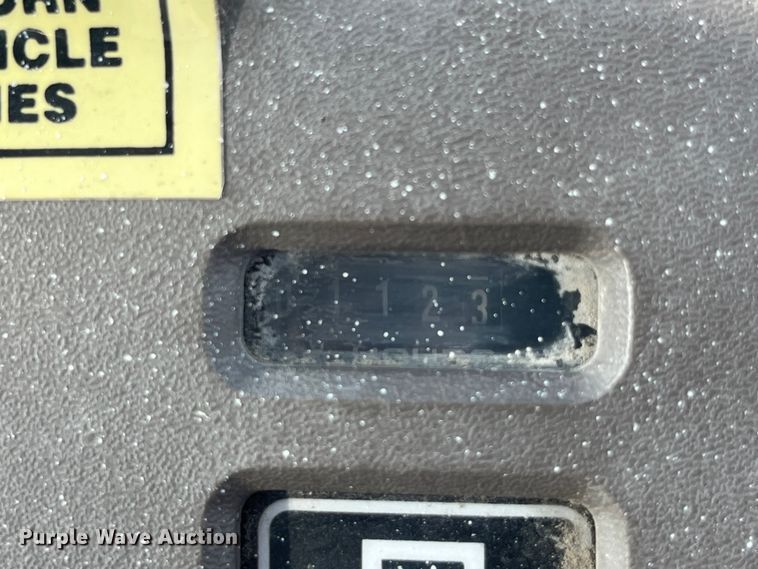 image for item EK8873 Tennant 800 sweeper