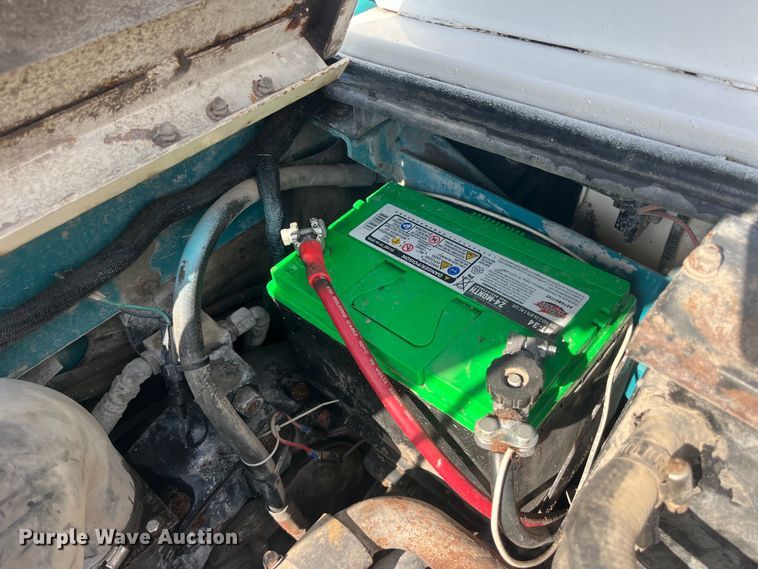 image for item EK8873 Tennant 800 sweeper