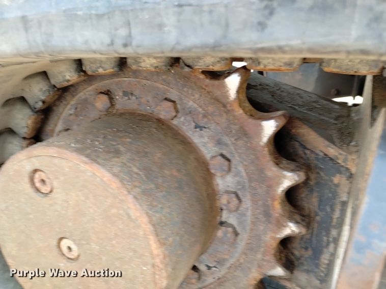 image for item LO9033 2011 Bobcat E32 mini excavator