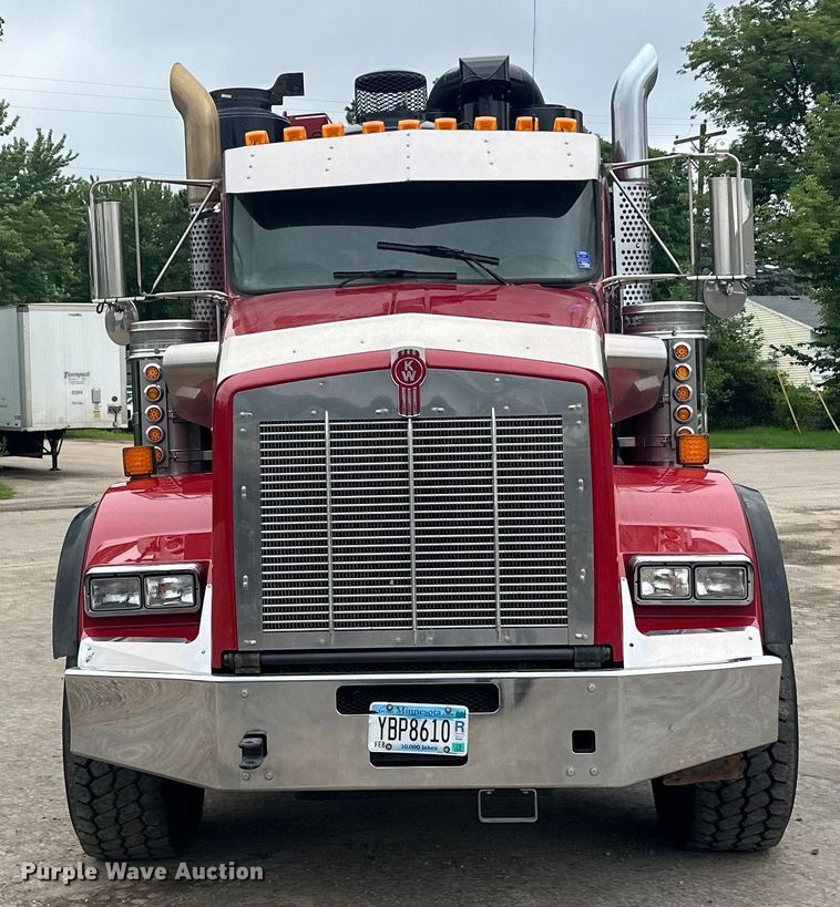 image for item LR9401 2012 Kenworth  T800 hydrovac truck