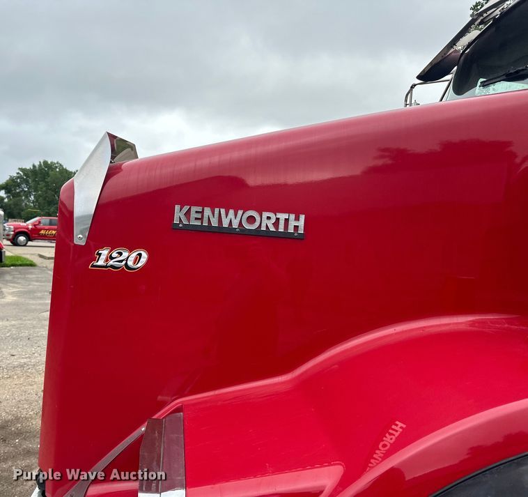 image for item LR9401 2012 Kenworth  T800 hydrovac truck