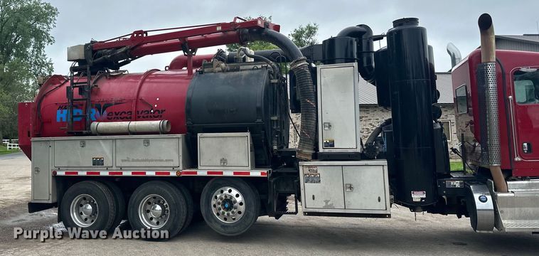 image for item LR9401 2012 Kenworth  T800 hydrovac truck