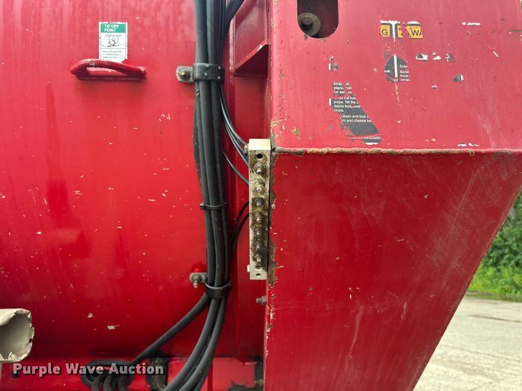 image for item LR9401 2012 Kenworth  T800 hydrovac truck