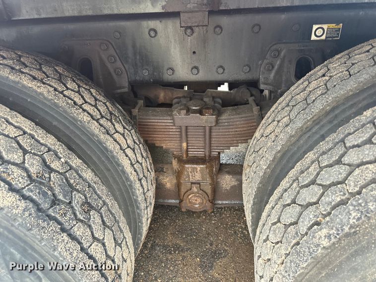 image for item LR9401 2012 Kenworth  T800 hydrovac truck