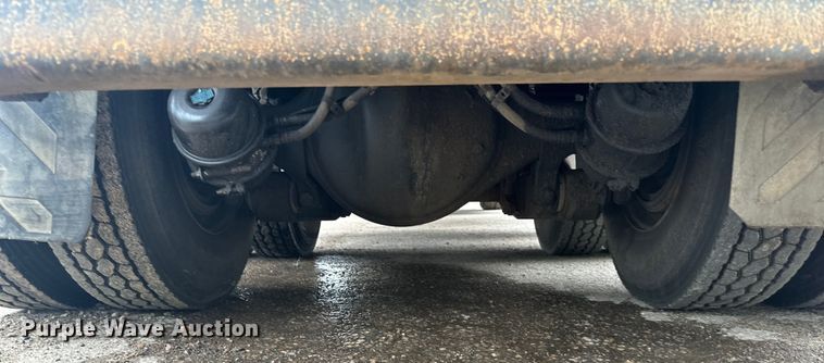 image for item LR9401 2012 Kenworth  T800 hydrovac truck