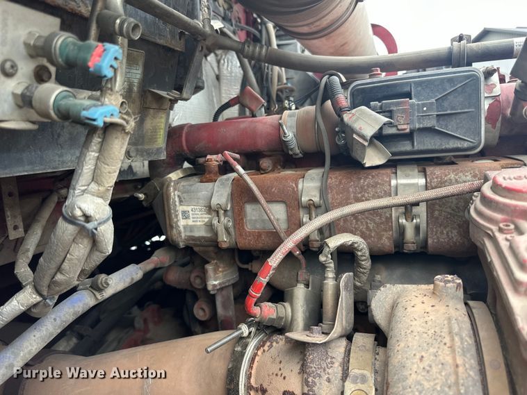 image for item LR9401 2012 Kenworth  T800 hydrovac truck